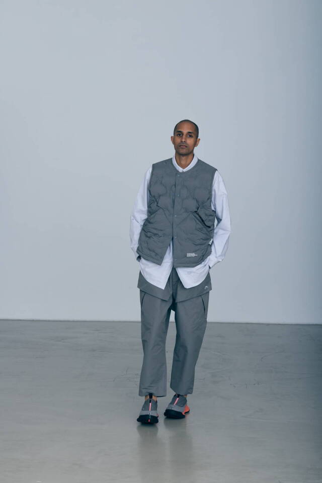CMF OUTDOOR GARMENT "CMF WOVEN DOWN VEST"