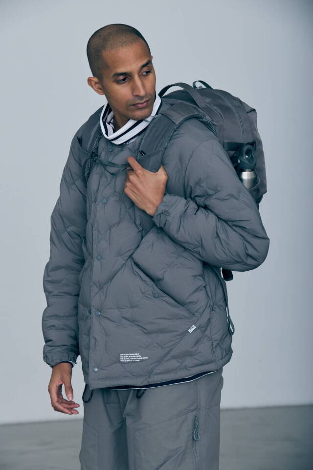 CMF OUTDOOR GARMENT "CMF WOVEN DOWN CREW"