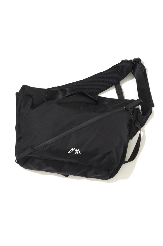 CMF OUTDOOR GARMENT "MESSENGER BAG" BLACK