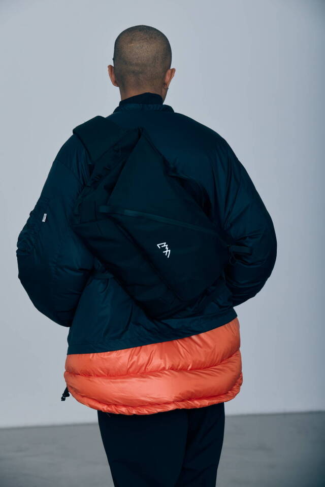 CMF OUTDOOR GARMENT "MESSENGER BAG" BLACK