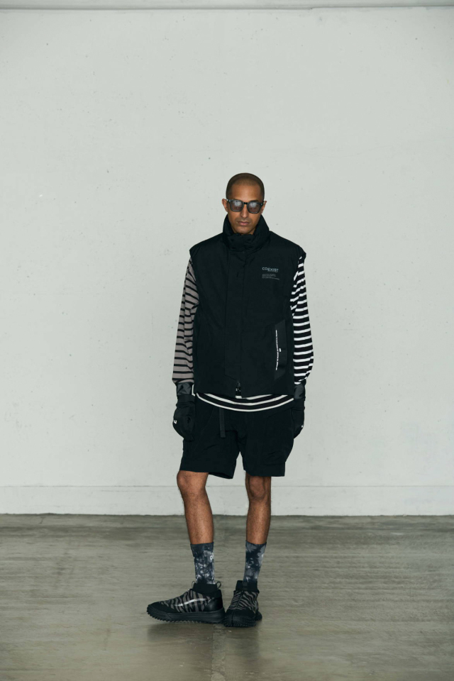 CMF OUTDOOR GARMENT "NOMAD DOWN VEST COEXIST"