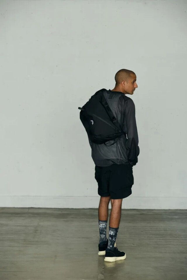 CMF OUTDOOR GARMENT "MESSENGER BAG BALLISTIC" BLACK