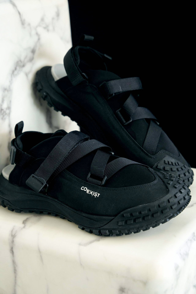 CMF OUTDOOR GARMENT "APPROACH 02 SANDAL"