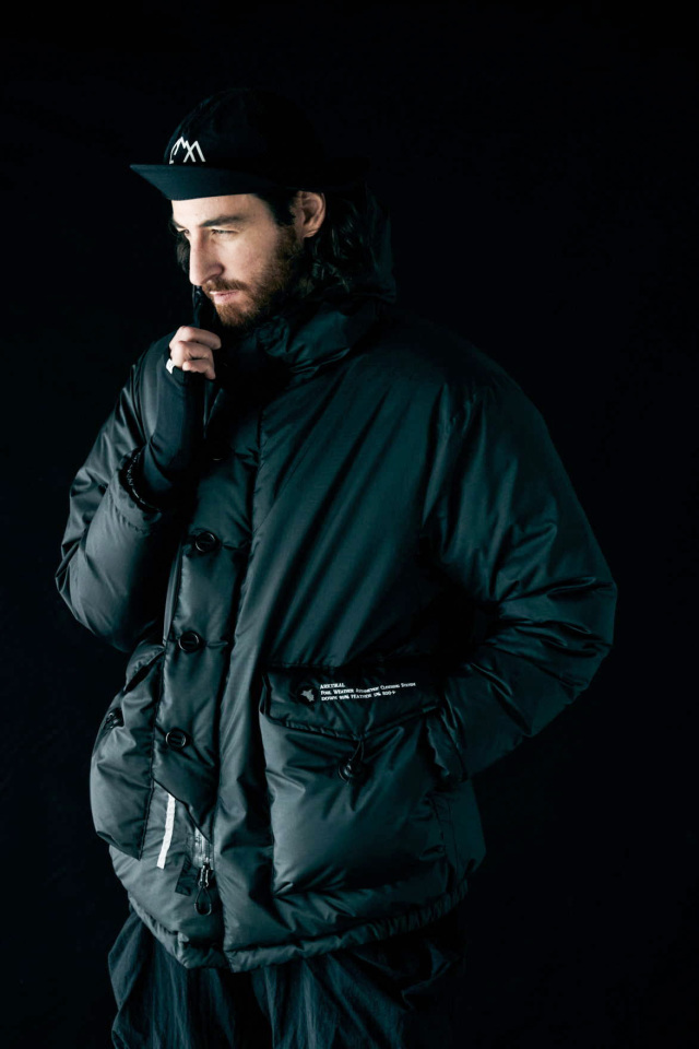CMF OUTDOOR GARMENT "ARKTIKAL DOWN L7" BLACK