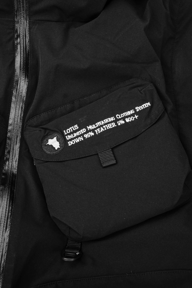 CMF OUTDOOR GARMENT "LOTUS DOWN L7" BLACK