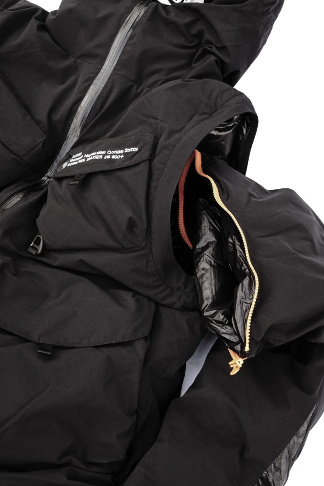 CMF OUTDOOR GARMENT "LOTUS DOWN L7" BLACK