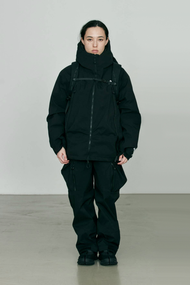 CMF OUTDOOR GARMENT "AR DOWN COEXIST L7" BLACK