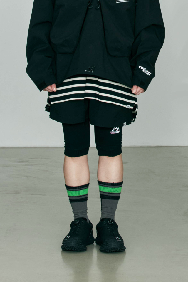 CMF OUTDOOR GARMENT "APPROACH 02" BLACK