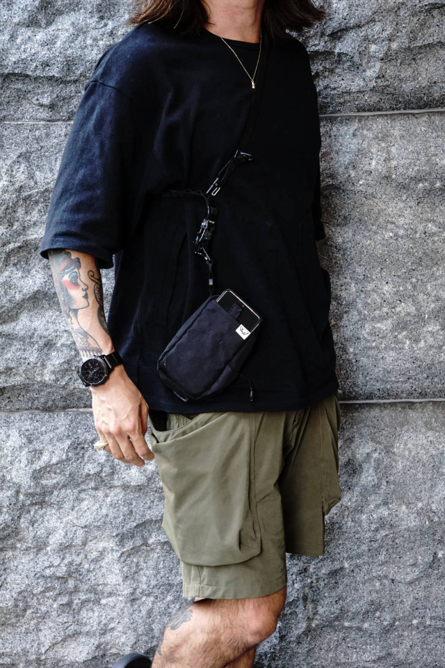 CMF OUTDOOR GARMENT "SMART PHONE PORCH" BLACK