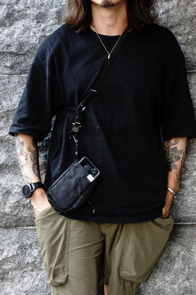 CMF OUTDOOR GARMENT "SMART PHONE PORCH" BLACK