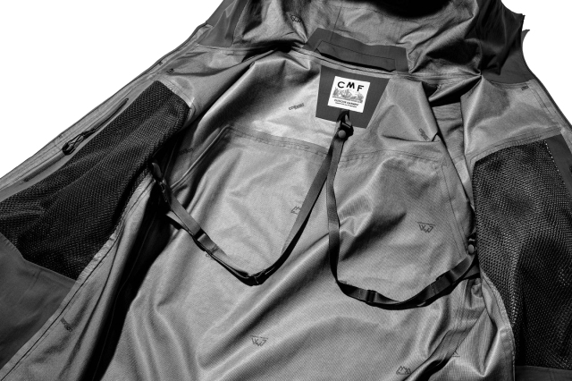 CMF OUTDOOR GARMENT "AR SHELL COEXIST" BLACK