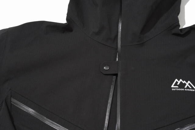 CMF OUTDOOR GARMENT "WEIRD SHELL COEXIST" BLACK