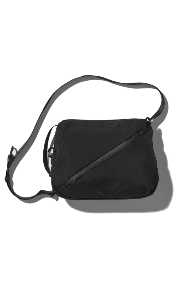 CMF OUTDOOR GARMENT "SACHOSH MOD SMOOTH NYLON" BLACK