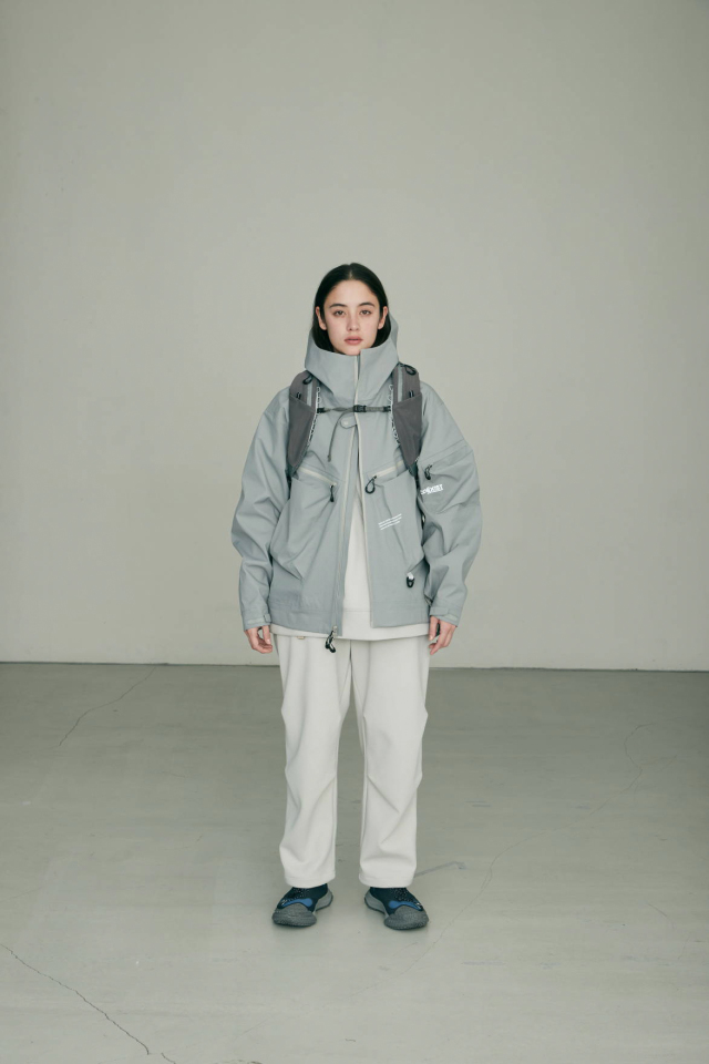 CMF OUTDOOR GARMENT "WEIRD SHELL COEXIST" ICE GRAY