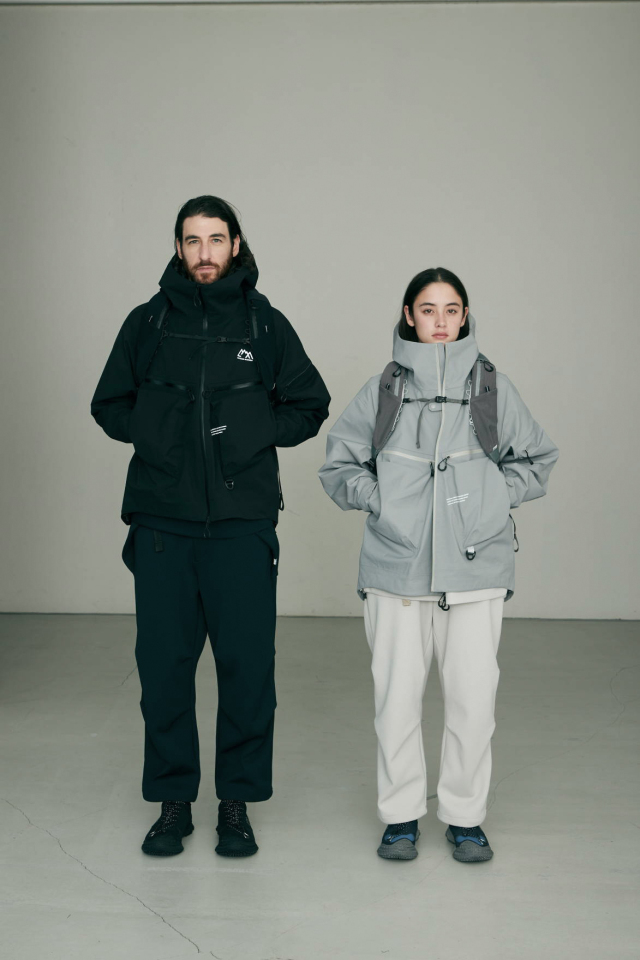 CMF OUTDOOR GARMENT "WEIRD SHELL COEXIST" ICE GRAY