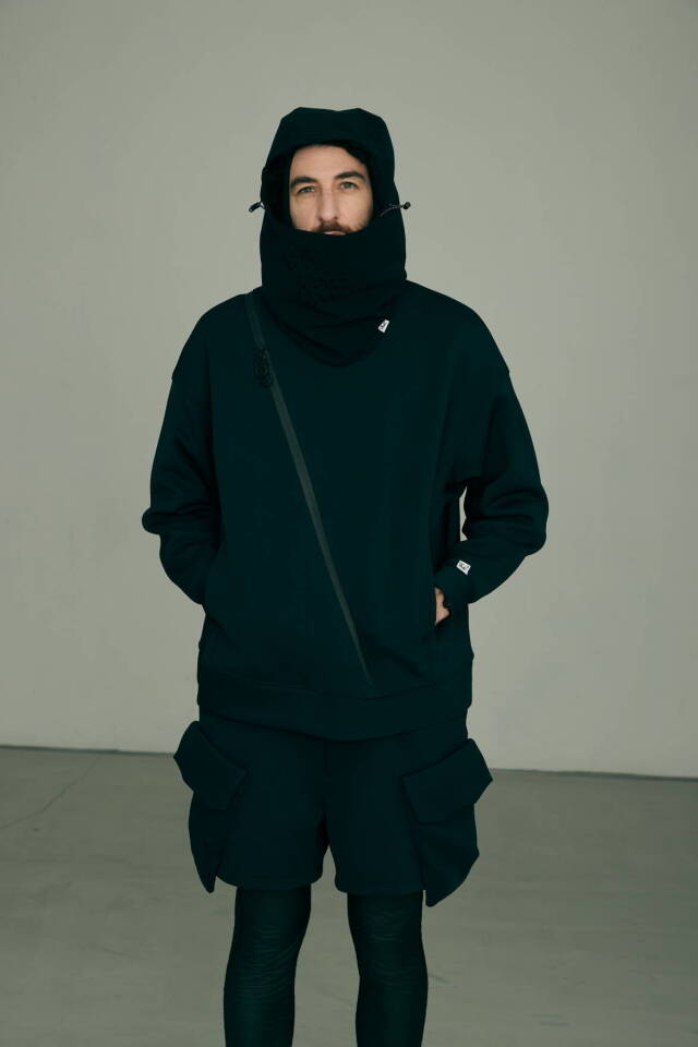 CMF OUTDOOR GARMENT "DIVER CREW" BLACK