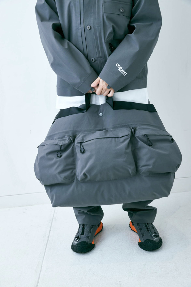 CMF OUTDOOR GARMENT “3 DAYS TOTE BAG COEXIST”