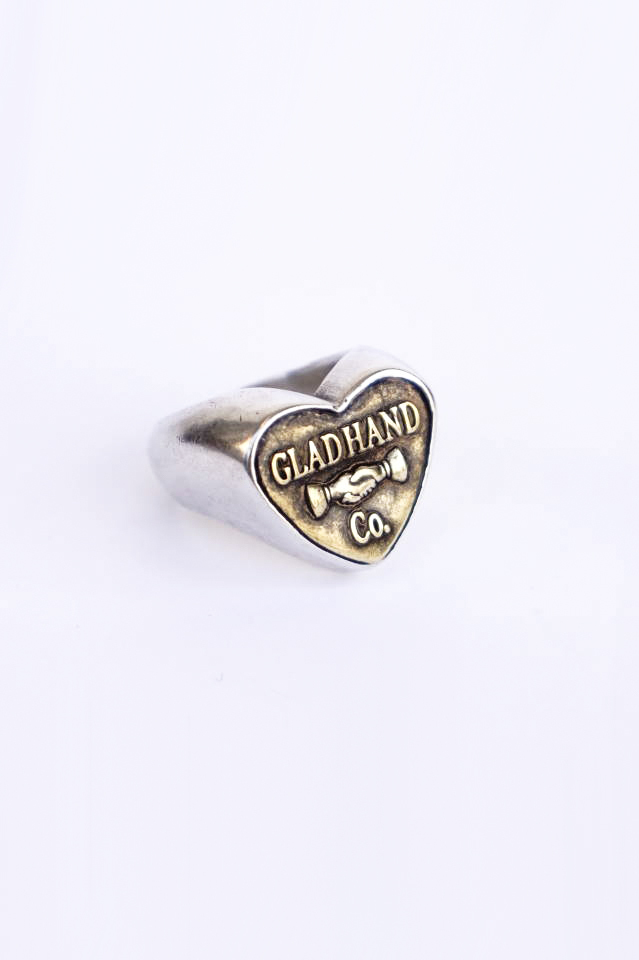 GLAD HAND. BUTTON RING "HEART" SMALL
