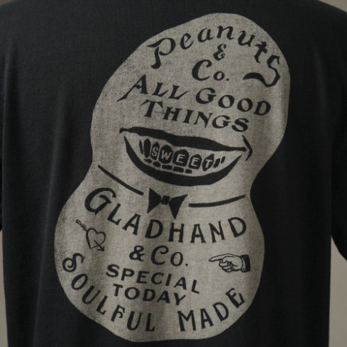 Peanuts&Co. × GLAD HAND "Mr,SMILEY - S/S T-SHIRTS" BLACK