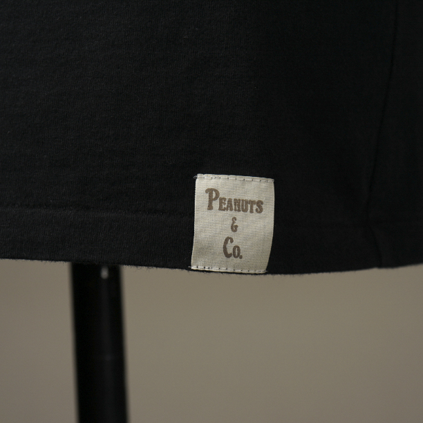 Peanuts&Co. × GLAD HAND "Mr,SMILEY - S/S T-SHIRTS" BLACK