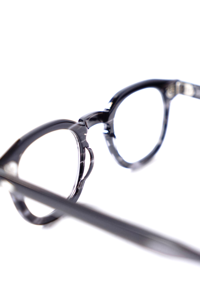 HARMAN OPTICAL "WALLIS" BLACK AMBER