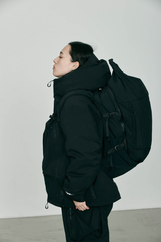CMF OUTDOOR GARMENT "AR DOWN COEXIST L7" BLACK