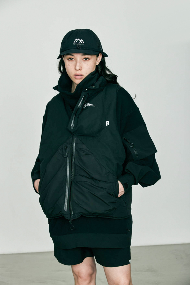 CMF OUTDOOR GARMENT "OVERLAY DOWN VEST" BLACK