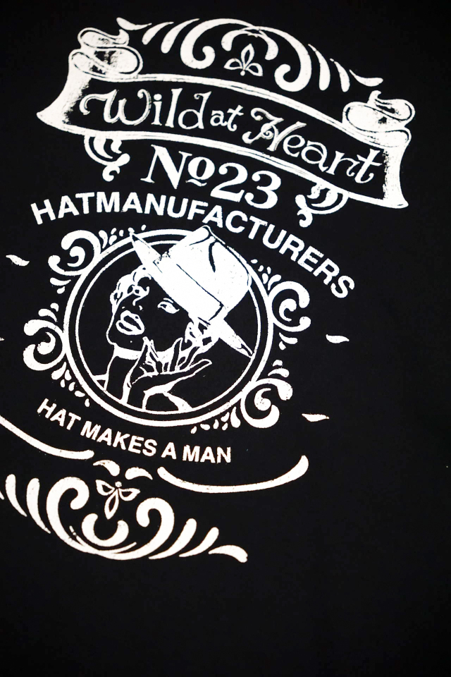 WILD AT HEART "PIN UP" 6.2oz Crew Neck L/S TEE
