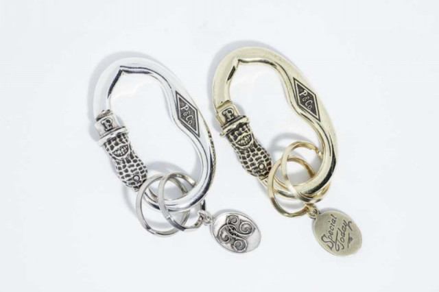 PEANUTS & Co. Peanuts Carabiner Silver