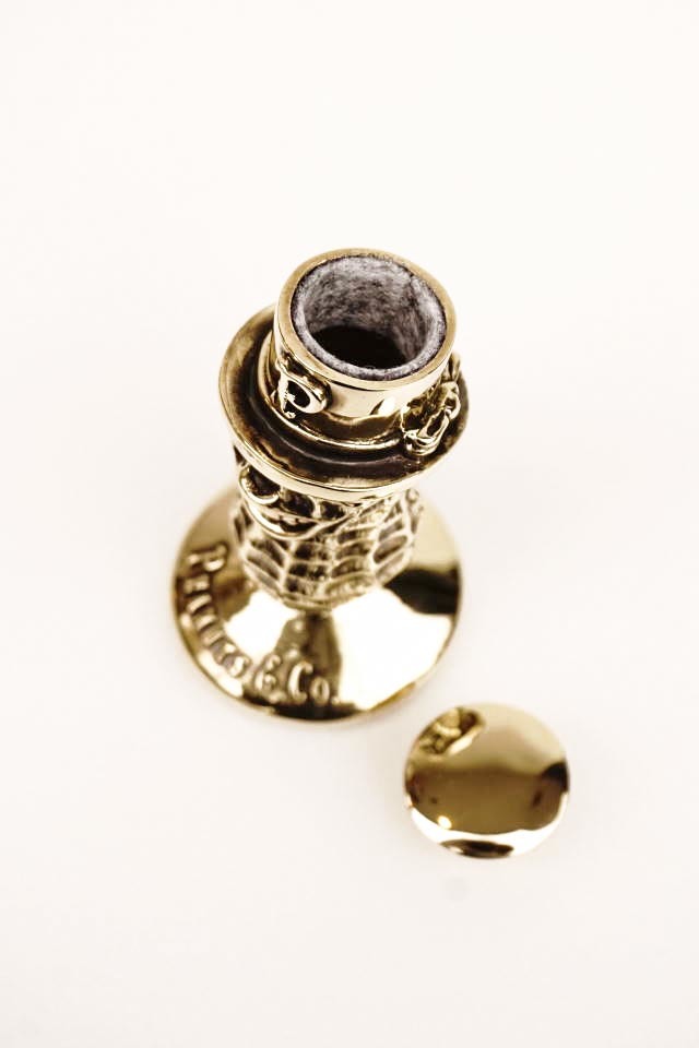 PEANUTS & Co. Peanuts Penstand Brass