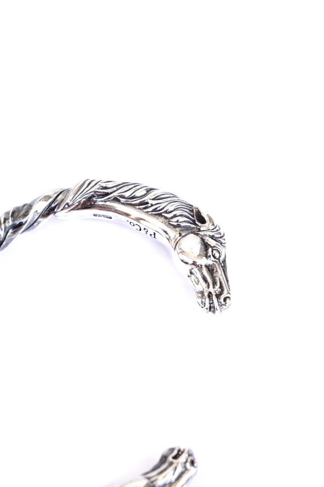 PEANUTS & Co. horse twist bangle silver