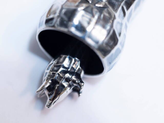 PORKCHOP GARAGE SUPPLY X Peanuts&Co "Peanuts Pork Gardian Bell" Silver