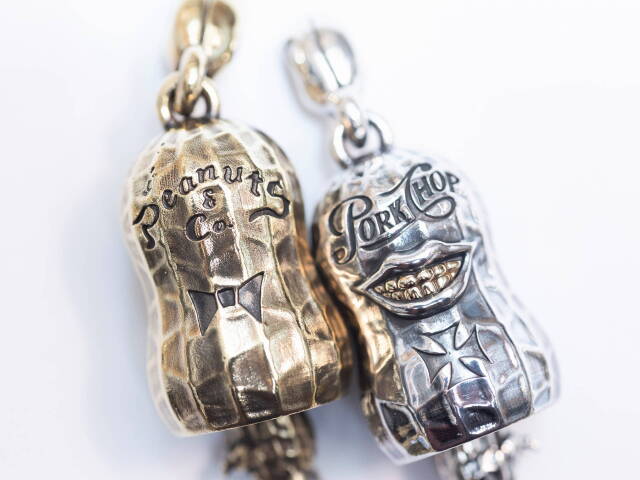 PORKCHOP GARAGE SUPPLY X Peanuts&Co "Peanuts Pork Gardian Bell" Silver