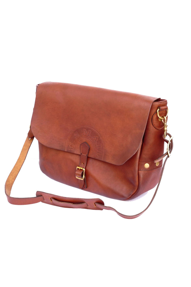 VASCO "LEATHER POSTMAN SHOULDER BAG -LARGE（USMAIL)"