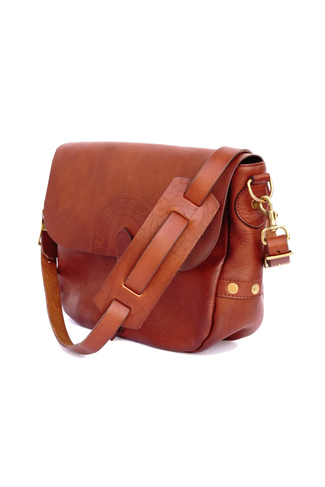 VASCO "LEATHER POSTMAN SHOULDER BAG -REGULAR（USMAIL)"