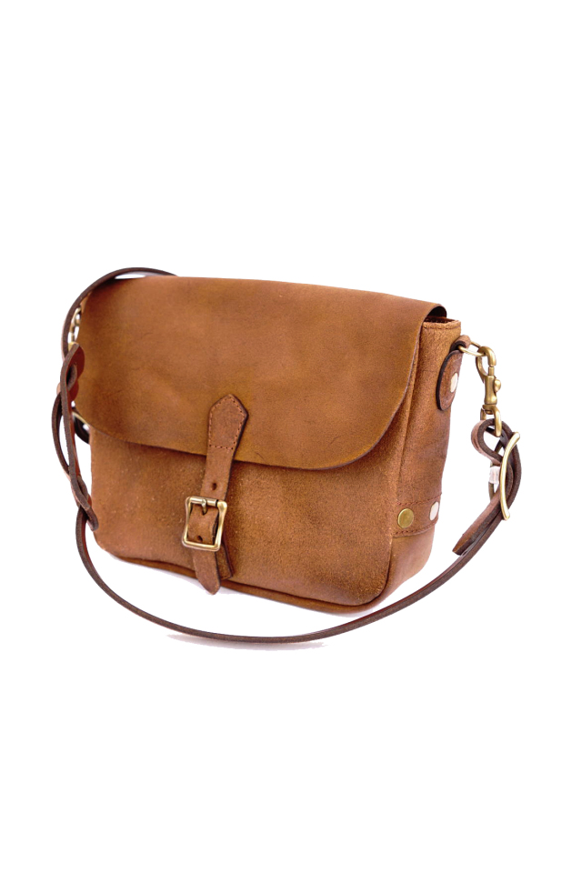 VASCO "LEATHER POSTMAN SHOULDER BAG -SMALL" ROUGH OUT