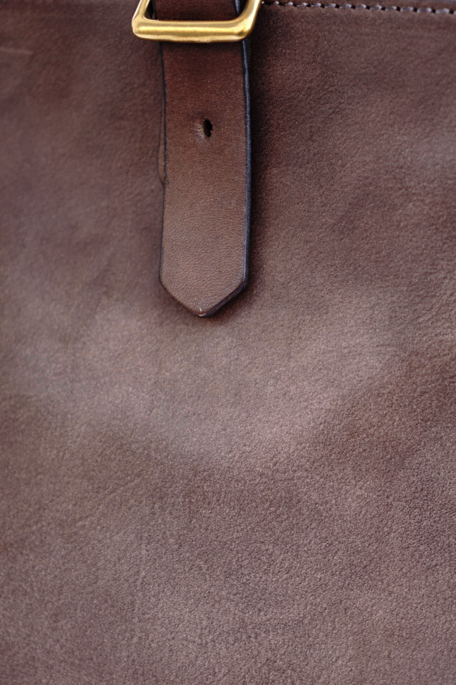 VASCO "LEATHER TRAVEL TOTE BAG -MEDIUM"