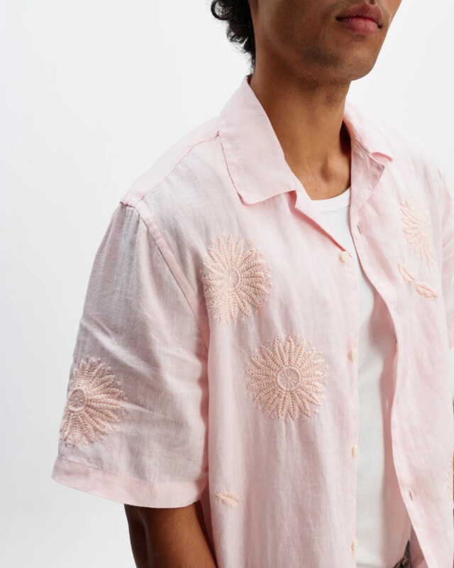 wax london Didcot - Pink Flower Embroidered Short-Sleeve Shirt