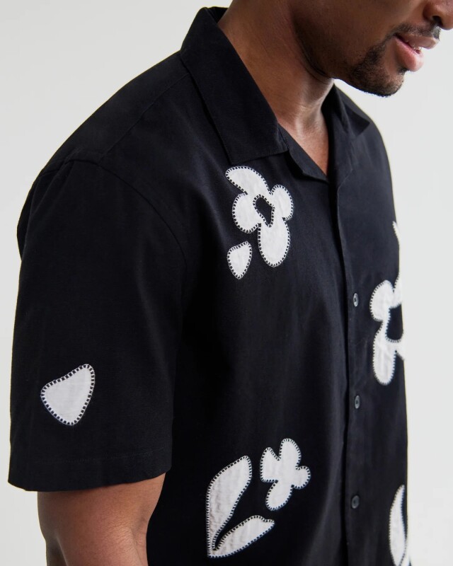 wax london Didcot - Black And Beige Abstract Applique Short-Sleeve Shirt