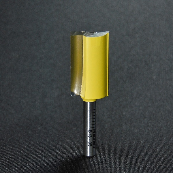 B13-05 刃径18mmストレートビット（プランジ刃付き） 6mm軸　　《送料無料》