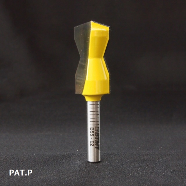 B55-02　浅V字形・大入れビット 6mm軸　　《送料無料》