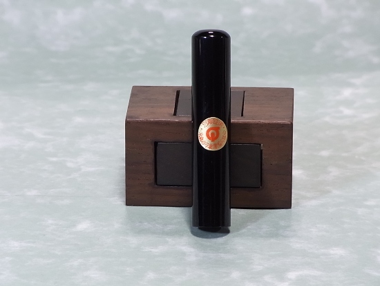 芯持ち黒水牛【手彫り】の認印、銀行印 【12mm丸】 【印鑑登録可能】です！