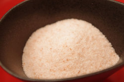 ヒマラヤの紅塩（天然岩塩）