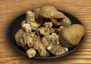 送料込・定形外郵便で送る干し椎茸 脇どんこ300g