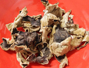 黒きくらげ（愛知産）【無農薬】無農薬なので安心安全、風味も濃く、とても美味しいです！