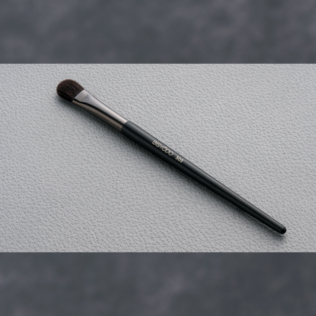 ウエダ美粧堂 メイクブラシ栞　SHIORI