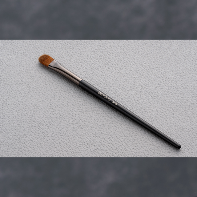 ウエダ美粧堂 メイクブラシ栞　SHIORI