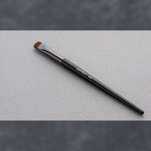 ウエダ美粧堂 メイクブラシ栞　SHIORI