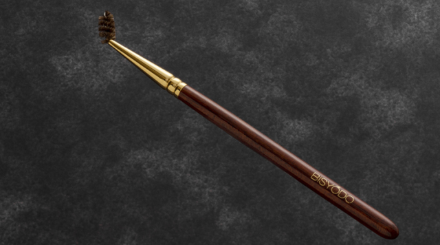 ウエダ美粧堂 アイブロースクリュー　ボカしにカットに整えに！