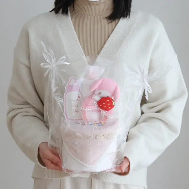 【出産祝い】サンリオラトルタオルおむつケーキ